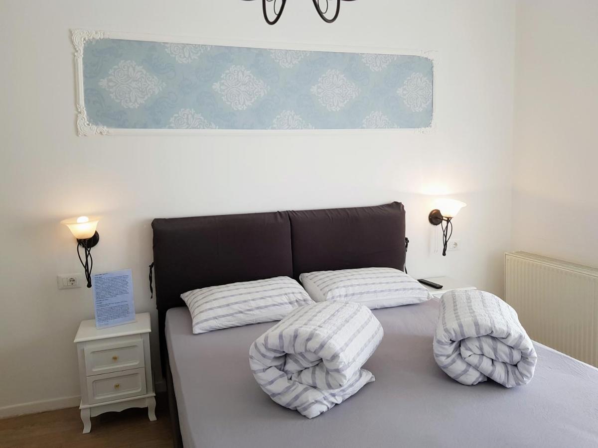 Garni Villa Tyrol - Adults Only Мерано Екстер'єр фото