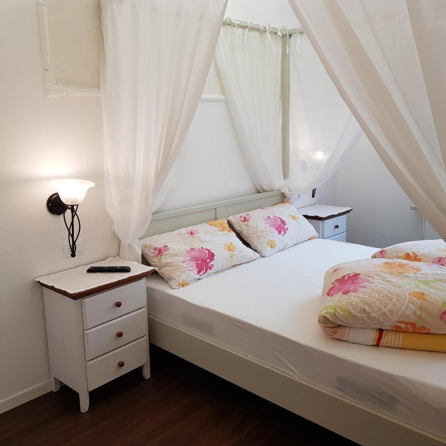 Garni Villa Tyrol - Adults Only Мерано Екстер'єр фото